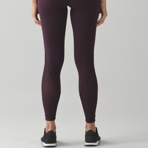 Lululemon Deep Breath Tight - Picture 3 of 6